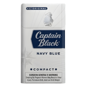 Tobacco Sepeti stoklarında bulunan orijinal Captain Black Navy Blue sigara paketi, derin lacivert rengi ve altın detaylı ikonik tasarımıyla en taze haliyle gösterilmektedir.